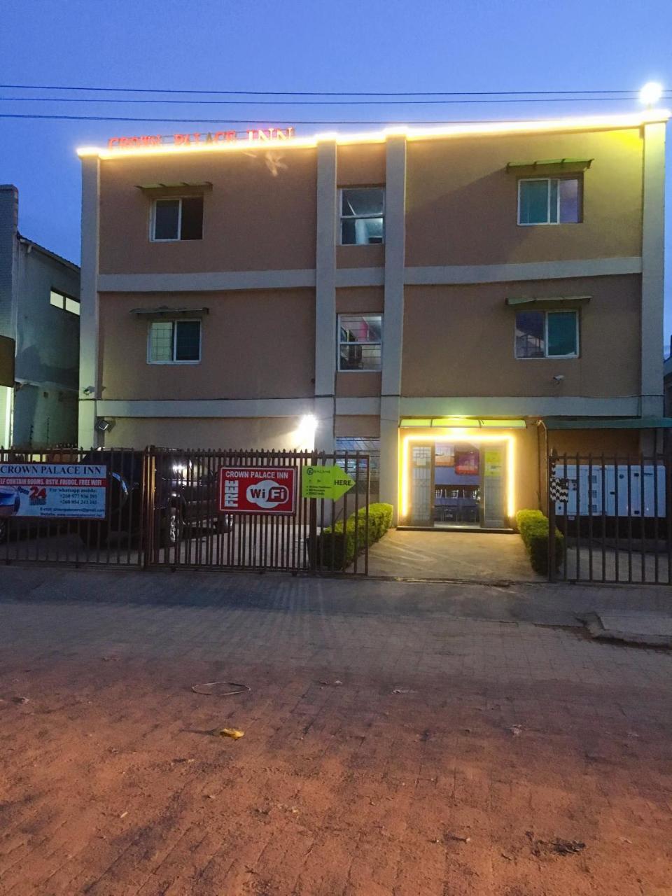 Crown Palace Inn Lusaka Luaran gambar