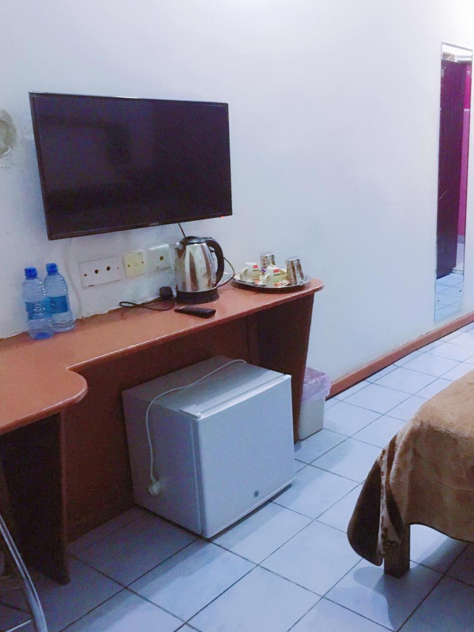 Crown Palace Inn Lusaka Luaran gambar