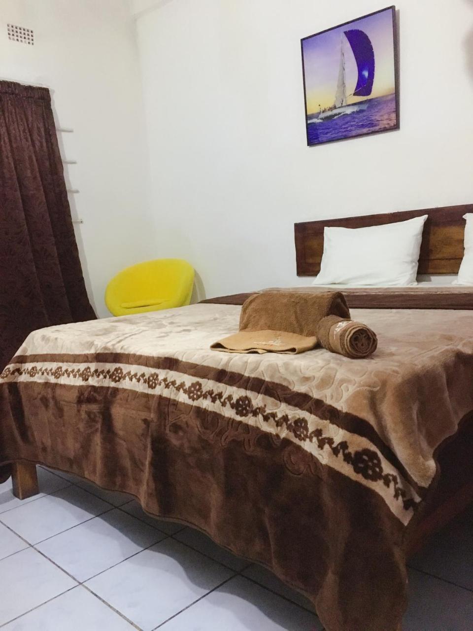 Crown Palace Inn Lusaka Luaran gambar